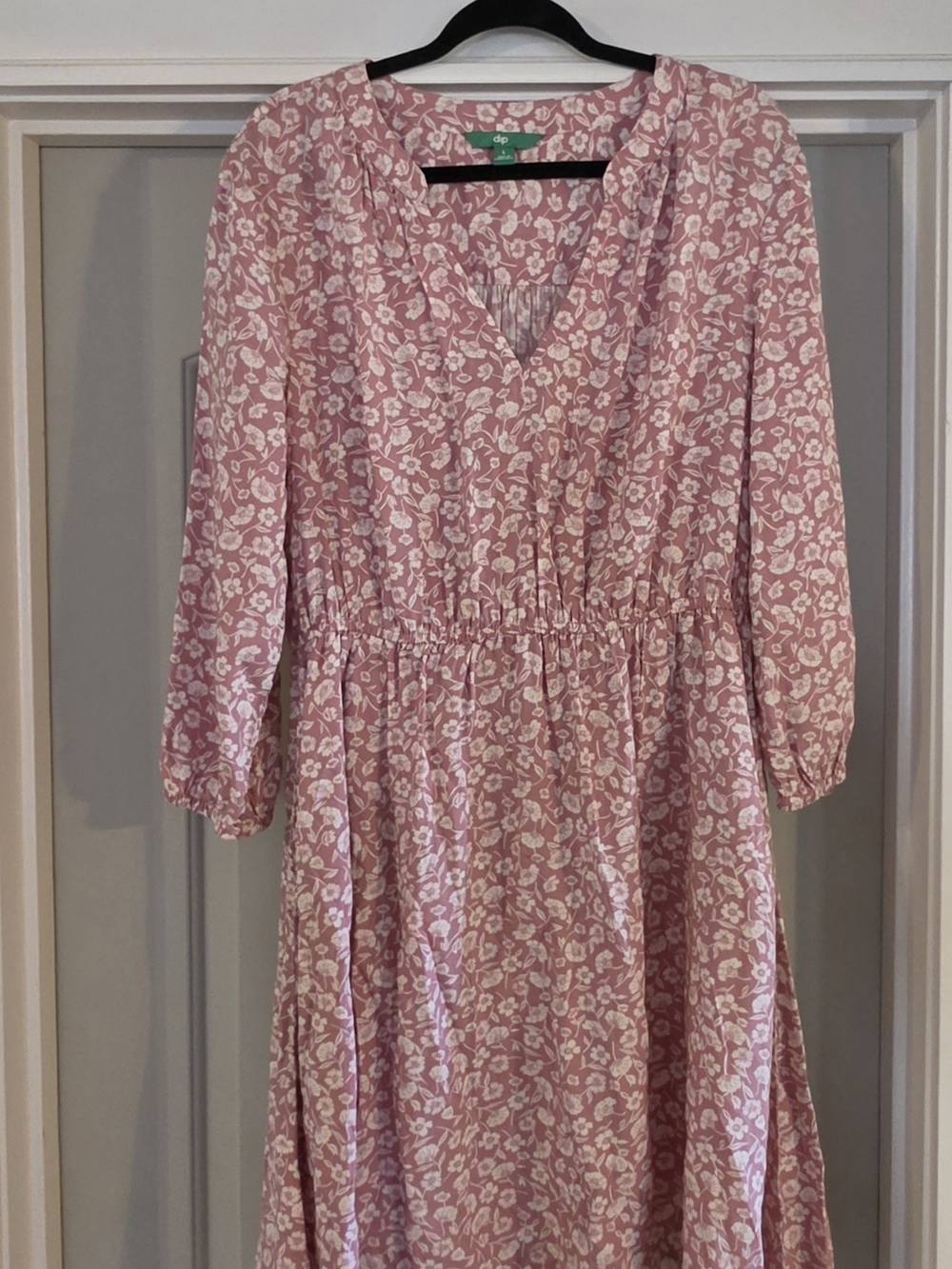 dip Pink Floral Midi Dress with V-Neck